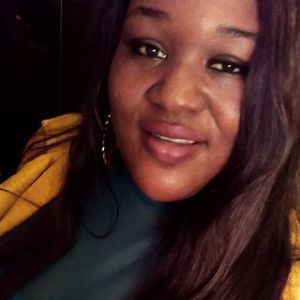 Meet your Posher, Stefanie